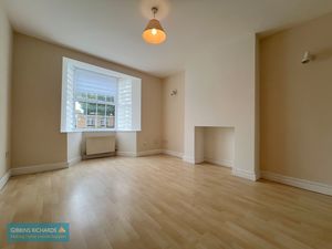 Living Room- click for photo gallery